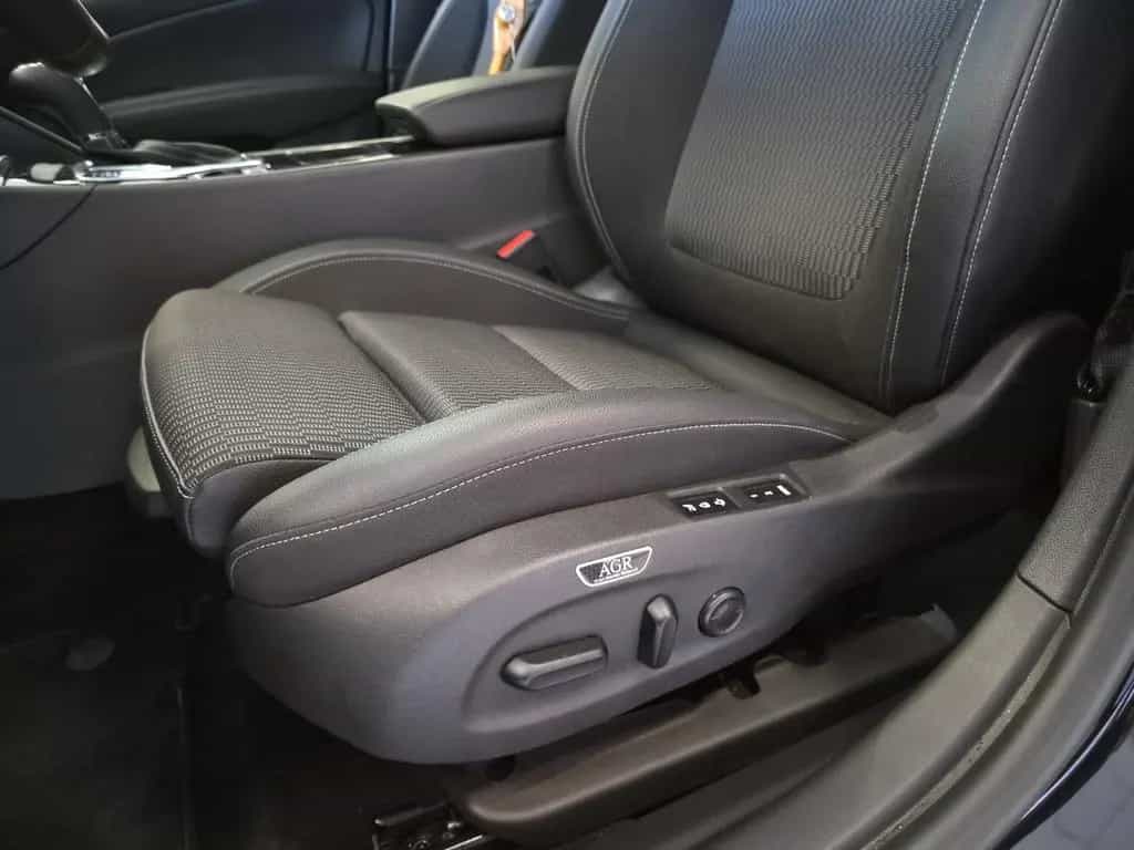 Opel Insignia B Sports Tourer Elegance / ERGOSITZ / 01/2023-photo-14