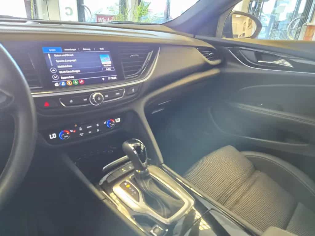 Opel Insignia B Sports Tourer Elegance / ERGOSITZ / 01/2023-photo-29