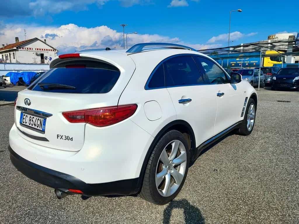 Infiniti FX FX30d S Premium 06/2010-photo-5