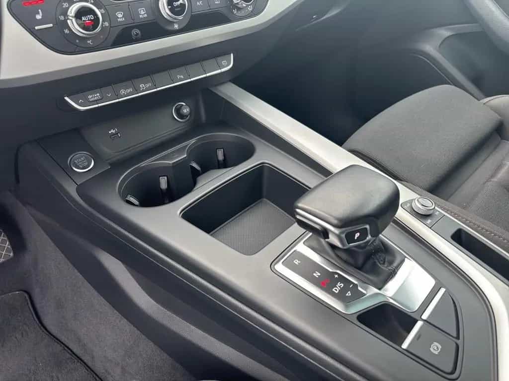 Audi A4 Avant 40 TDI quattro S tronic S line Pano LED 07/2021-photo-24