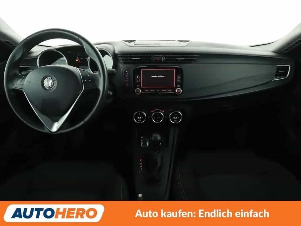 Alfa Romeo Giulietta 2.0 JTDM Super Aut.*NAVI*TEMPO*PDC*SHZ 03/2017-photo-11