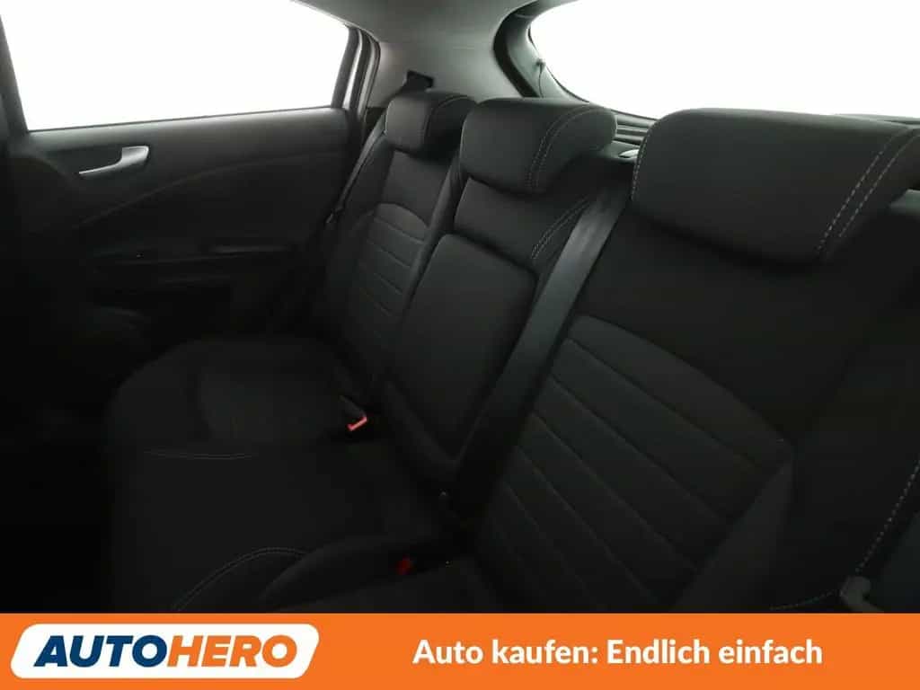 Alfa Romeo Giulietta 2.0 JTDM Super Aut.*NAVI*TEMPO*PDC*SHZ 03/2017-photo-13