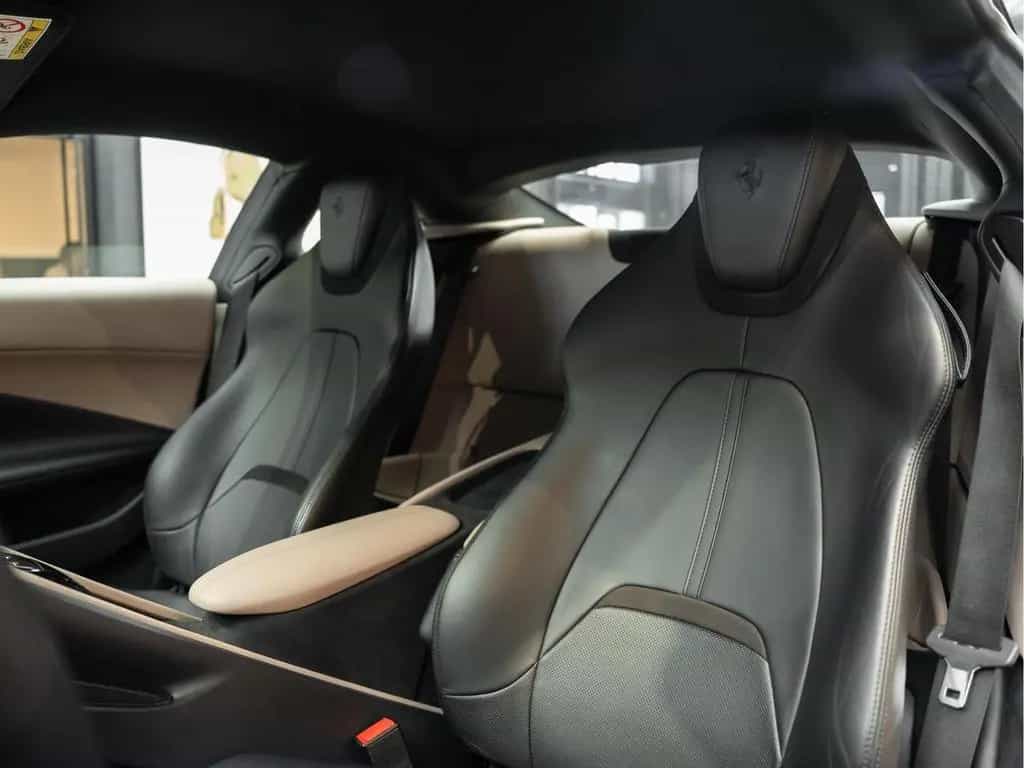 Ferrari Roma JBL Passenger Display 3.9 V8 HELE Keramisch 08/2020-photo-7