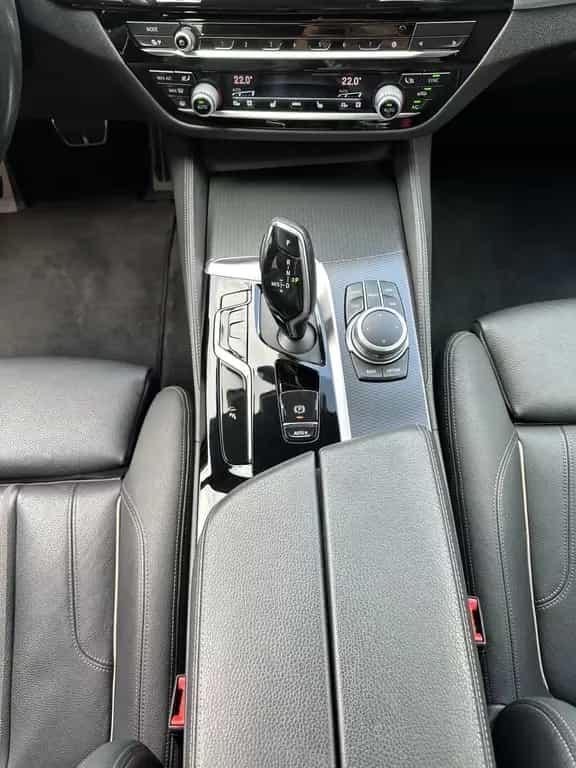 BMW 5 Series i Touring xDrive M-Sport NAV+LED+HEAD-UP+KAM 11/2020-photo-12