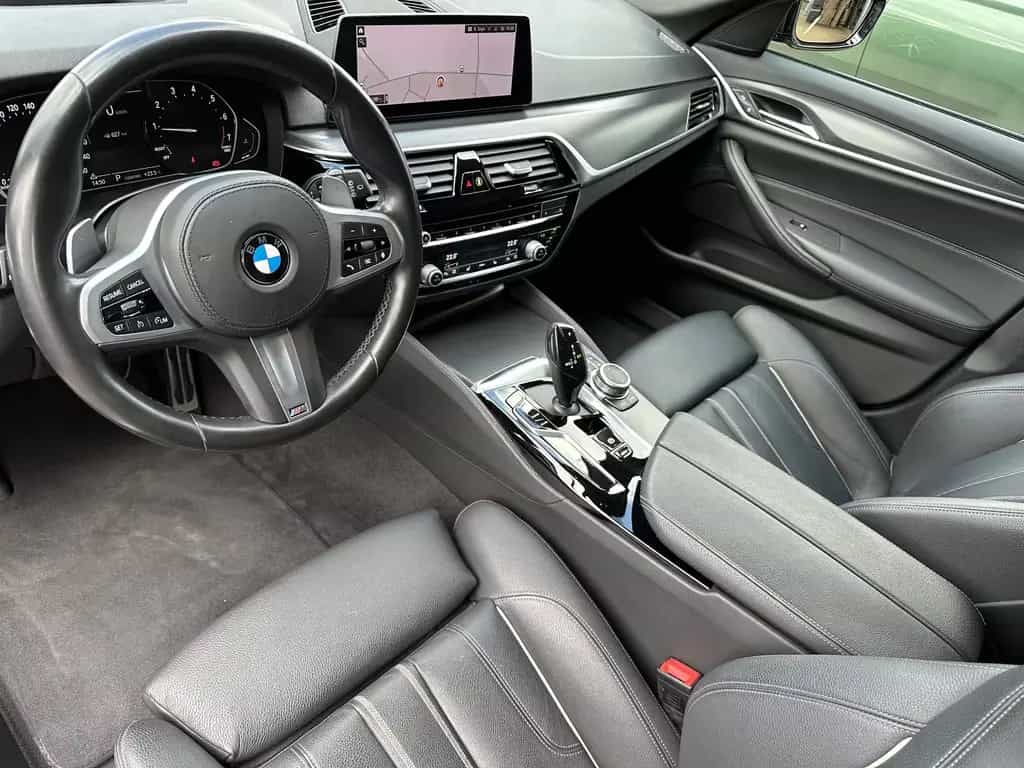 BMW 5 Series i Touring xDrive M-Sport NAV+LED+HEAD-UP+KAM 11/2020-photo-7