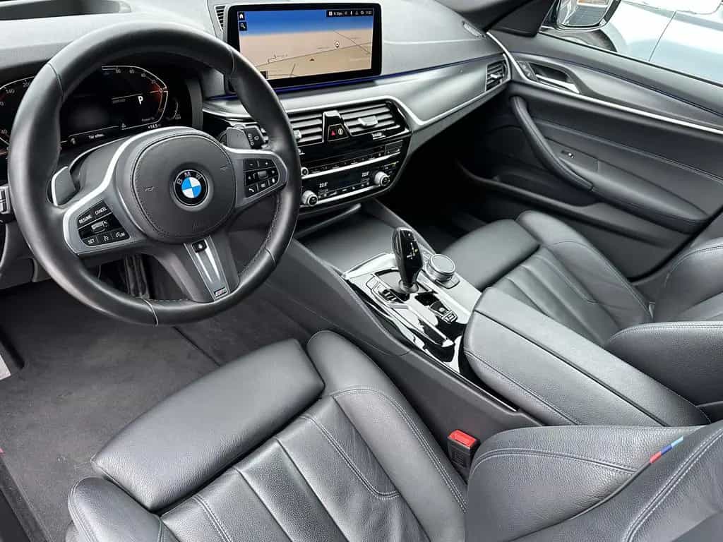 BMW 5 Series 520d Touring xDrive M-Sport NAV+LASER+AHK+HEADUP 09/2021-photo-8