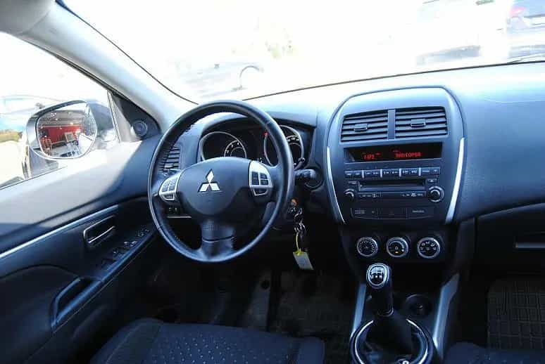 Mitsubishi ASX 1.6 2WD Intro Edition.1.Hand.8xRäder.Scheckh 10/2010-photo-3