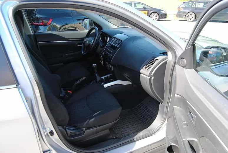 Mitsubishi ASX 1.6 2WD Intro Edition.1.Hand.8xRäder.Scheckh 10/2010-photo-5