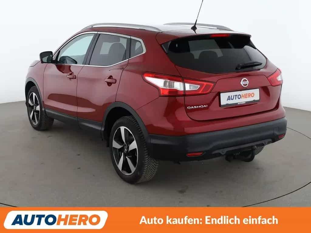 Nissan Qashqai 1.2 N-Connecta Aut*NAVI*TEMPO*CAM*PDC* 06/2016-photo-3