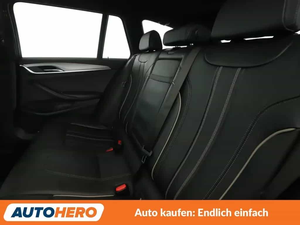 BMW 5 Series 520d xDrive M Sport Aut.*NAVI*LED*HUD*TEMPO* 03/2018-photo-13