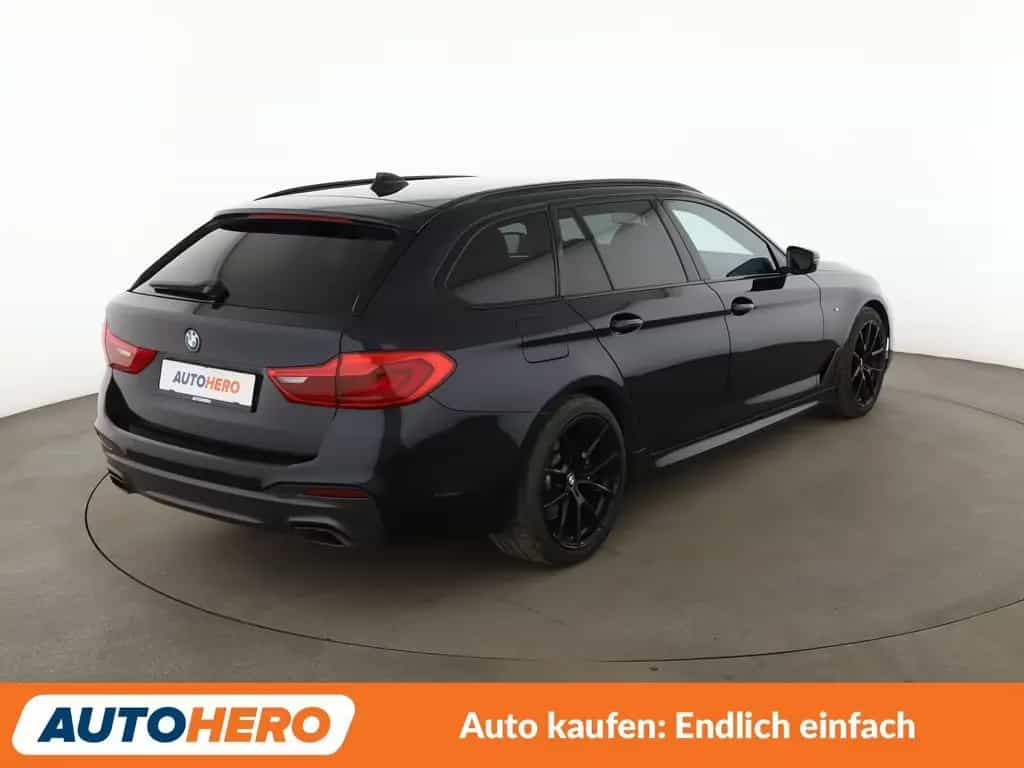 BMW 5 Series 520d xDrive M Sport Aut.*NAVI*LED*HUD*TEMPO* 03/2018-photo-5