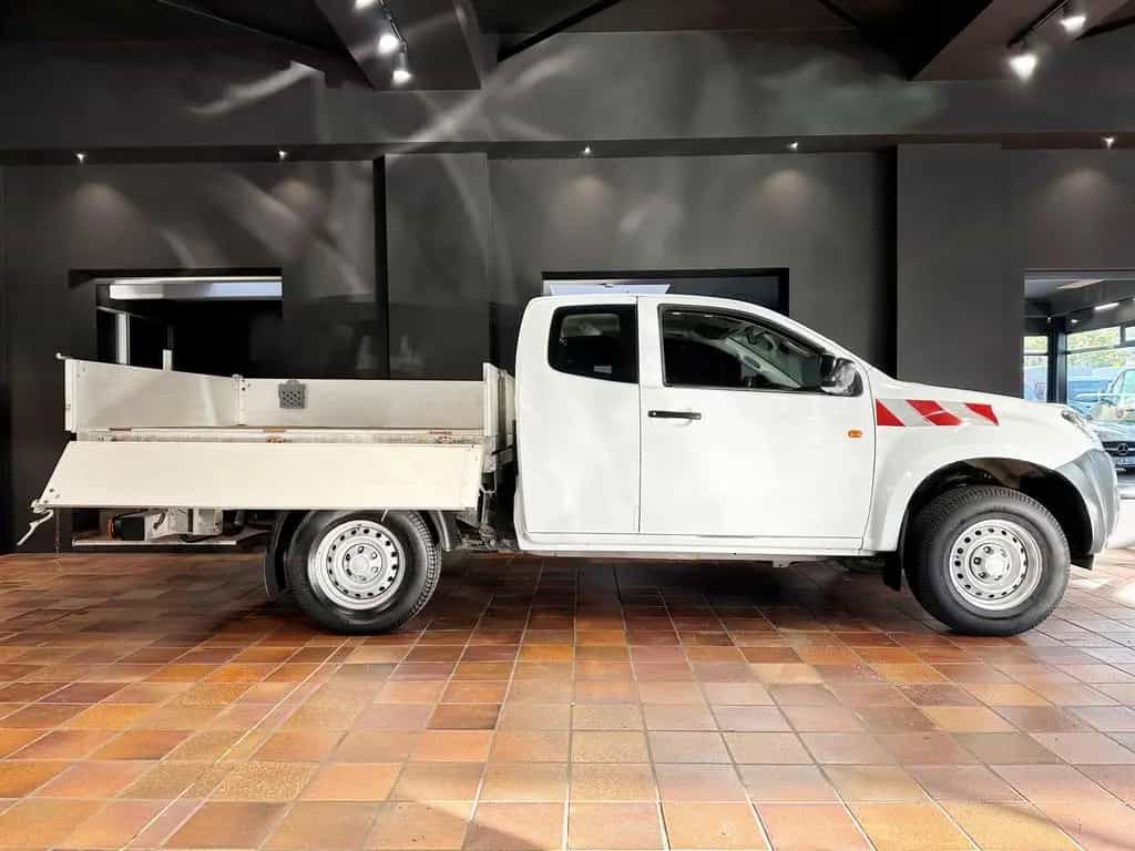 Isuzu D-Max 2.5 SPACECAB 4WD 3SEITEN-KIPPER AC AHK3,5T 12/2015-photo-13