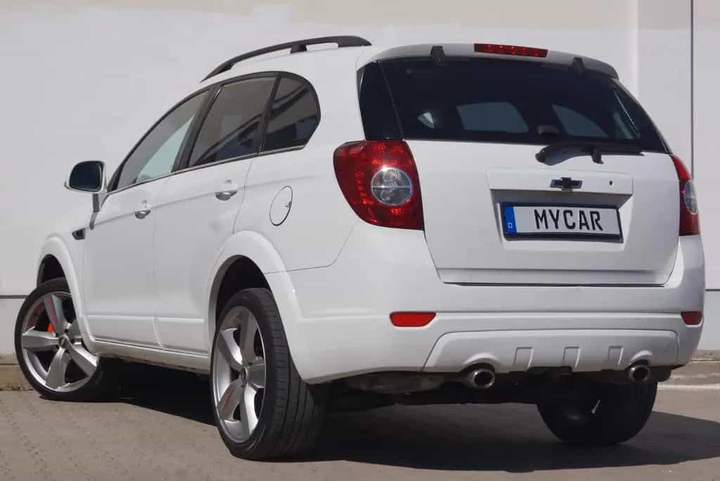 Chevrolet Captiva 2.4 LS 2WD*Klima*AHK*ALU 20" Irmscher* 03/2012-photo-3