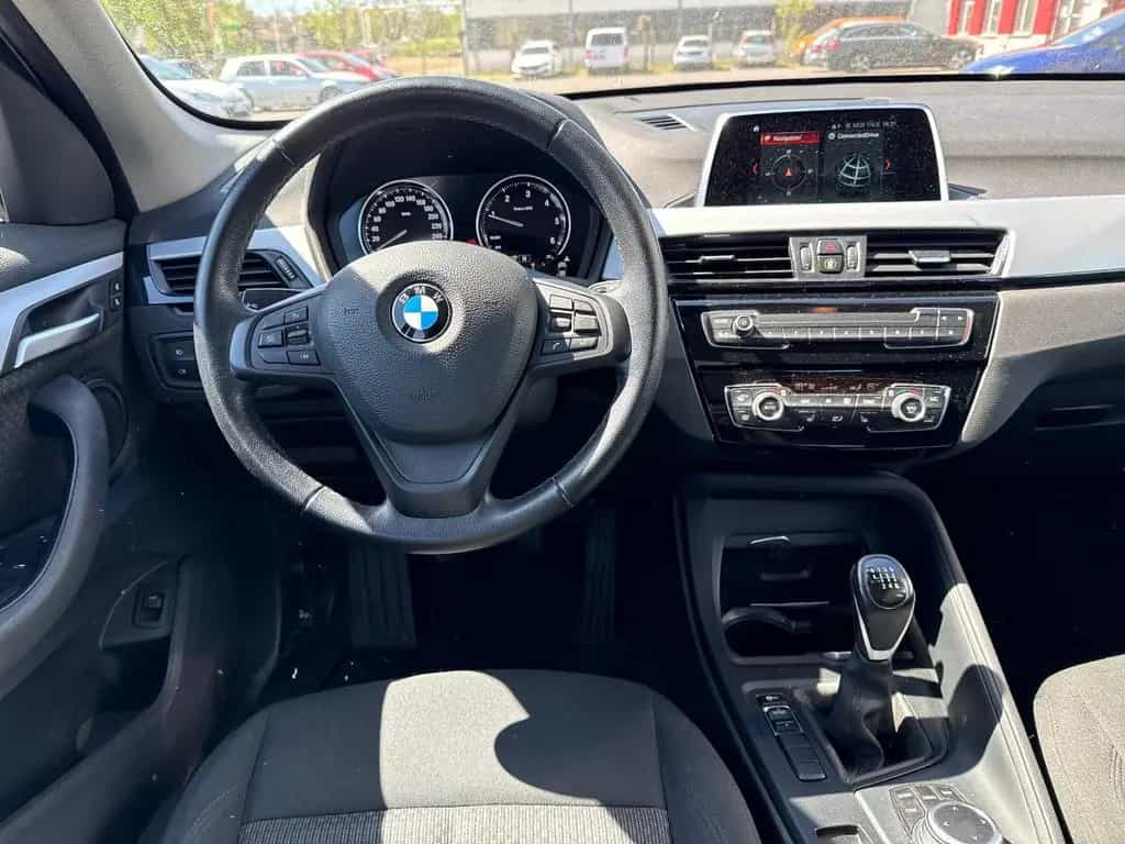 BMW X1 sDrive 18 d Advantage+LED+SHZ+AHK+Navi+Garant 05/2019-photo-0