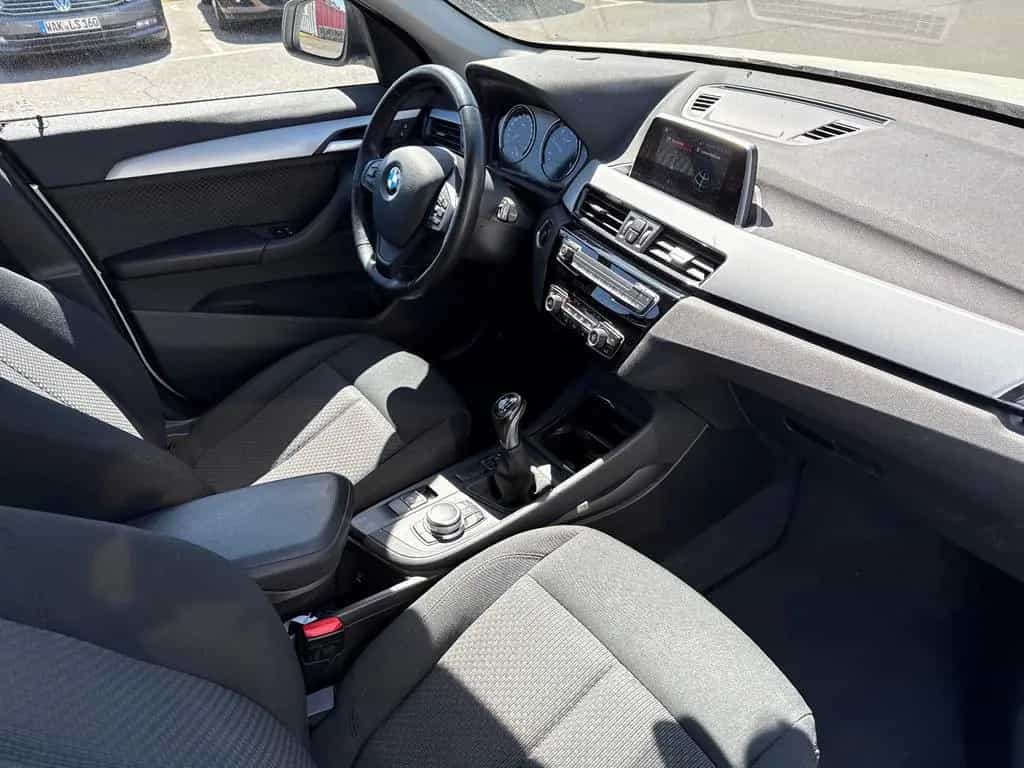 BMW X1 sDrive 18 d Advantage+LED+SHZ+AHK+Navi+Garant 05/2019-photo-9