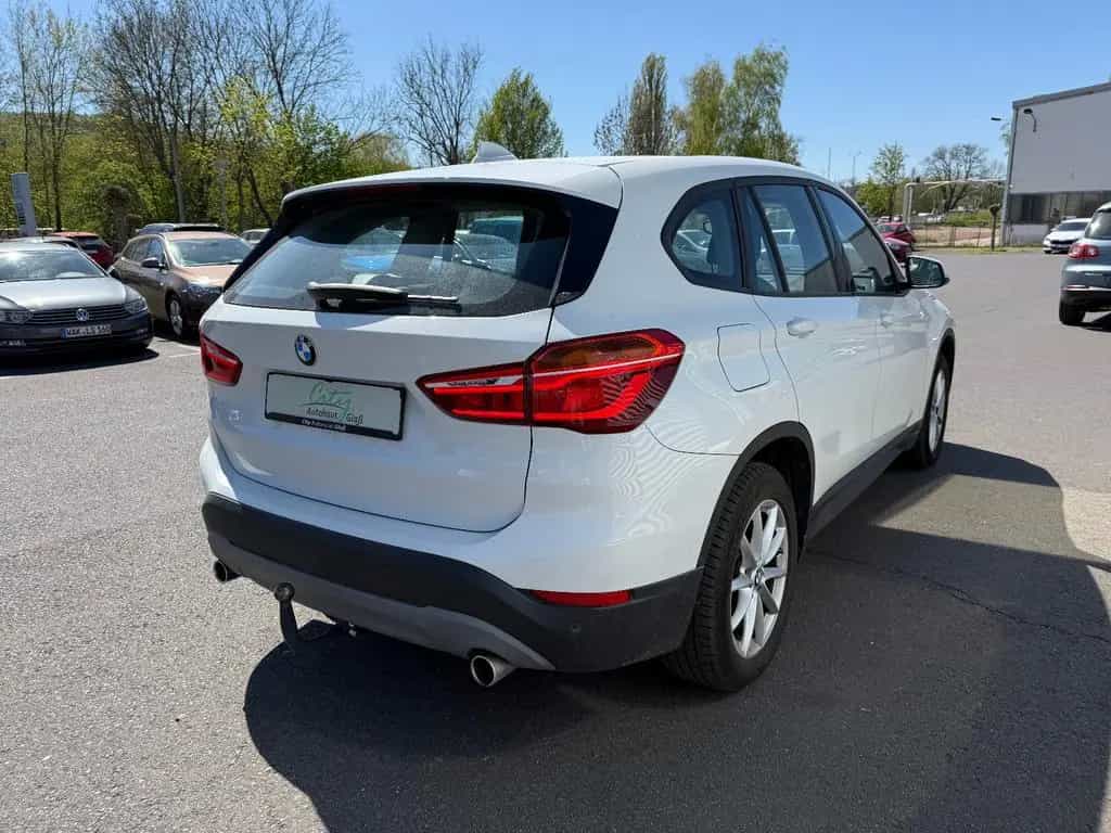 BMW X1 sDrive 18 d Advantage+LED+SHZ+AHK+Navi+Garant 05/2019-photo-2