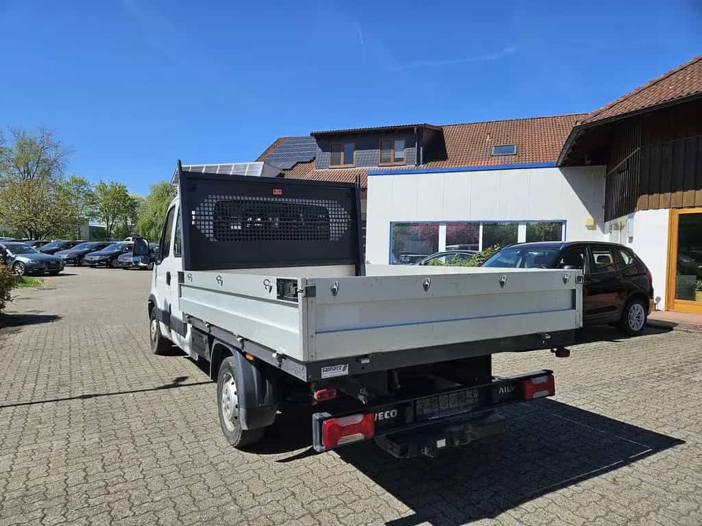 Iveco Daily Doppelkabiene Pritsche 29 L 13 04/2014-photo-2