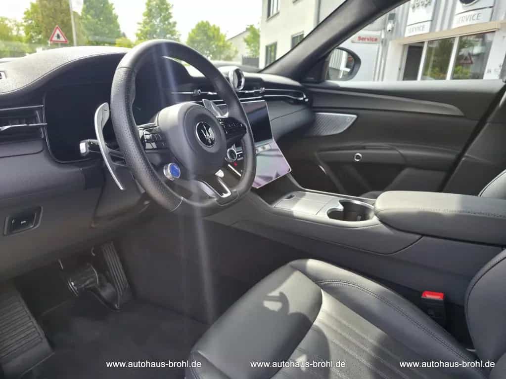 Maserati Grecale 2.0 MHEV GT Auto 4WD 04/2025-photo-5