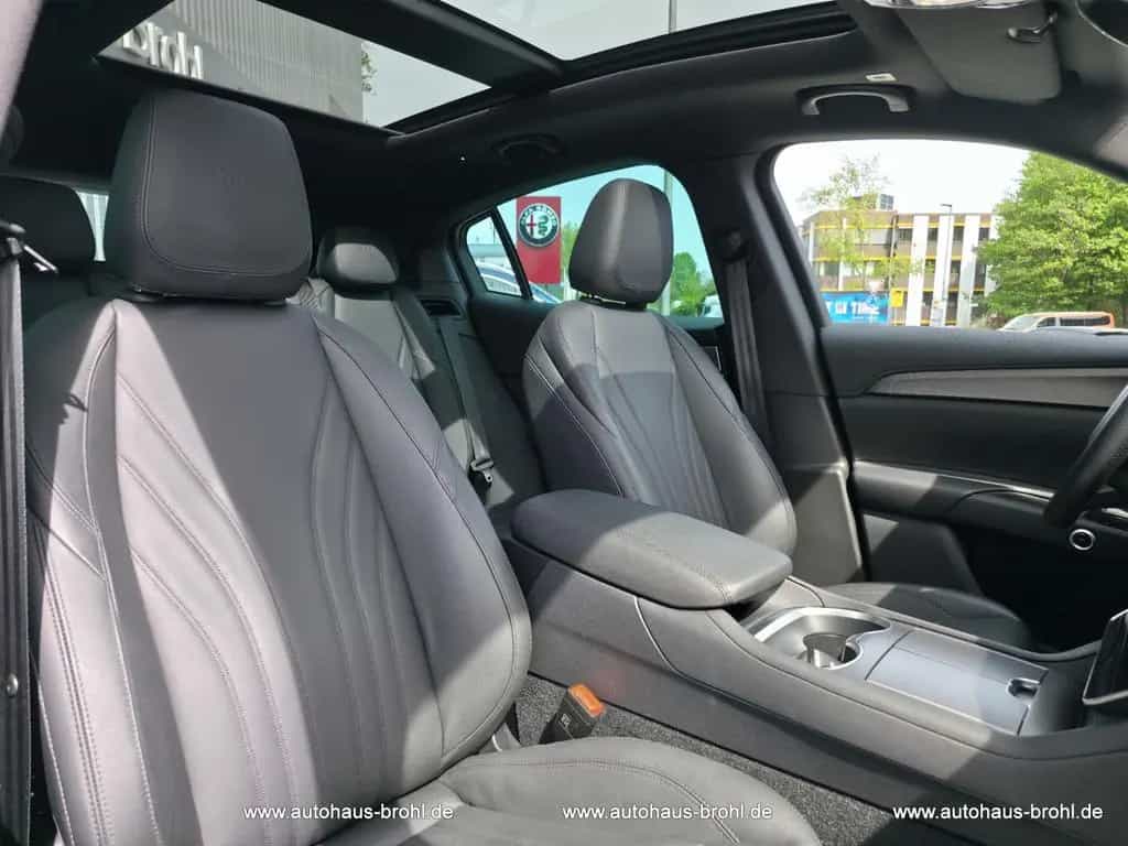 Maserati Grecale 2.0 MHEV GT Auto 4WD 04/2025-photo-7