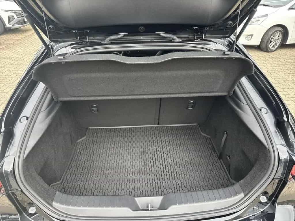 Mazda 3 Lim. Selection AWD,LED,360°,BOSE,ACC,TOT 07/2020-photo-11