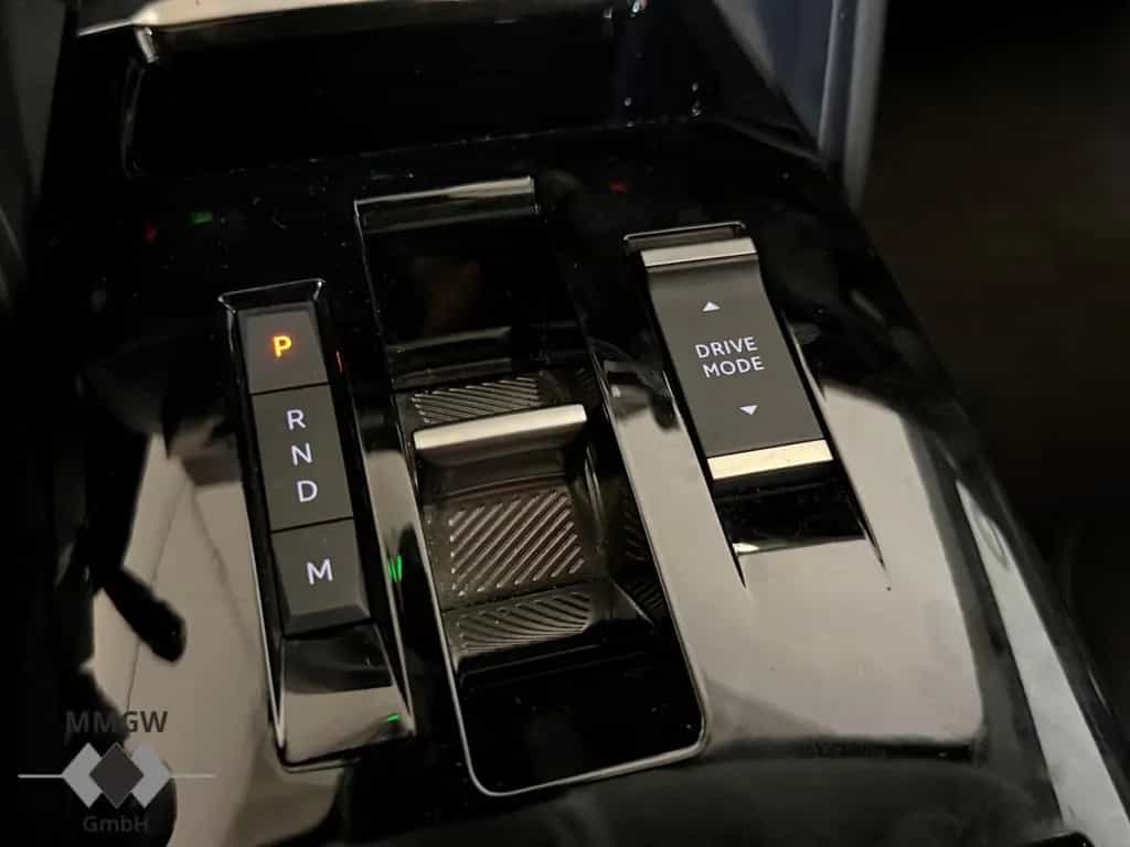 Citroën C4 Shine HUD/Navi/Soundsystem/Kamera/LED/CarPlay 03/2022-photo-22