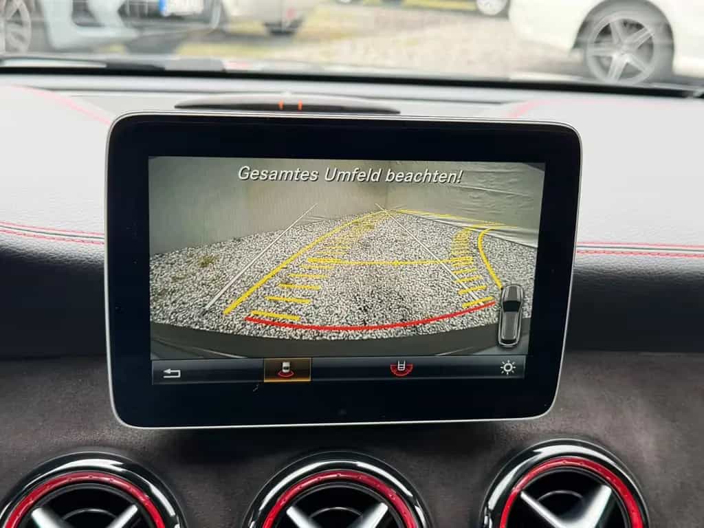 Mercedes-Benz CLA Shooting Brake 45 AMG 4Matic PANO ALCANTARA 12/2017-photo-12