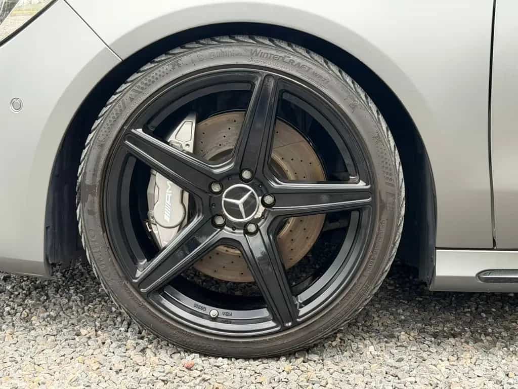 Mercedes-Benz CLA Shooting Brake 45 AMG 4Matic PANO ALCANTARA 12/2017-photo-27