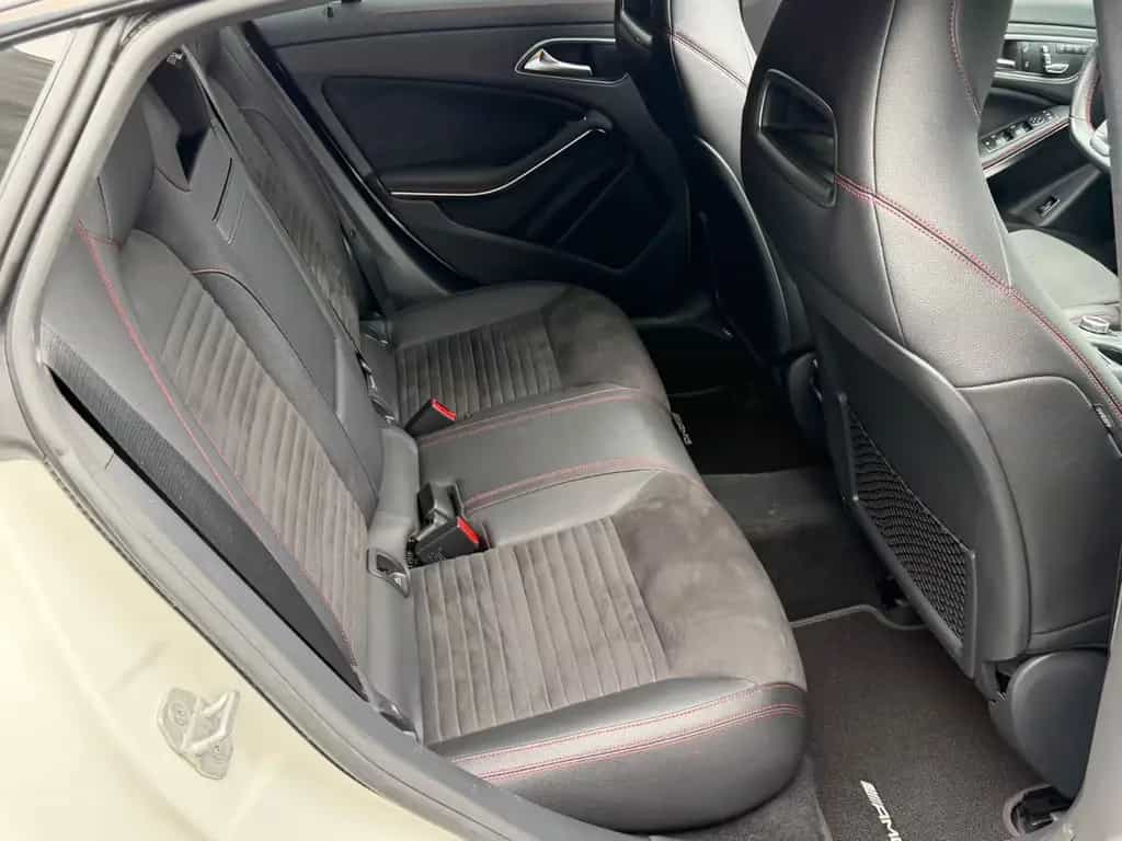 Mercedes-Benz CLA Shooting Brake 45 AMG 4Matic PANO ALCANTARA 12/2017-photo-9
