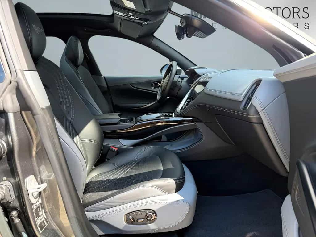 Aston Martin DBX Komfortpaket Panorama Premium AudioSystem 01/2021-photo-23