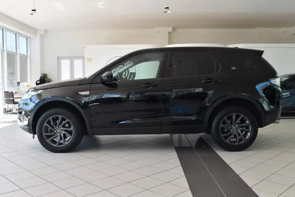 Land Rover Discovery Sport TD4 SE~AWD~7-Sitze~Automatik~AHK 03/2018-photo-4