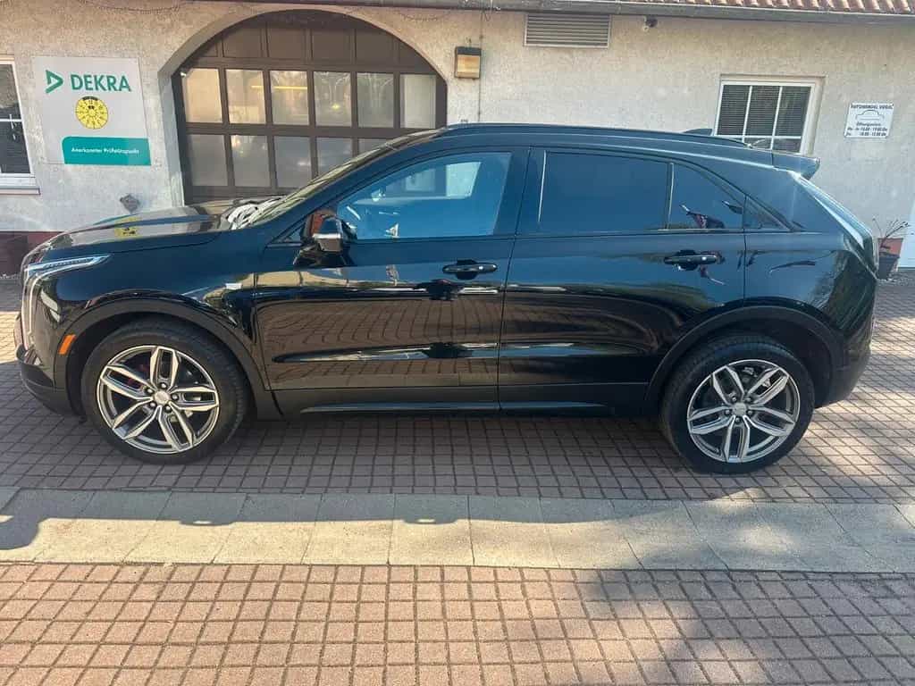 Cadillac XT4 Luxury 4WD*BOSE*HUD*4xSITZHZG+ 11/2021-photo-1