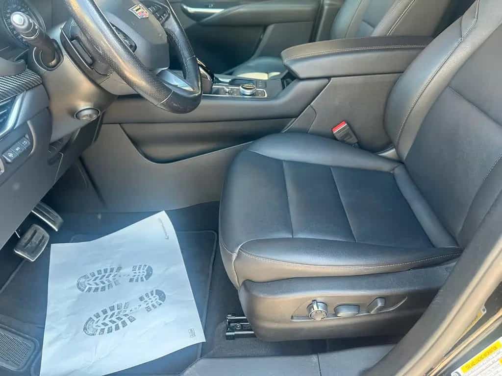 Cadillac XT4 Luxury 4WD*BOSE*HUD*4xSITZHZG+ 11/2021-photo-11