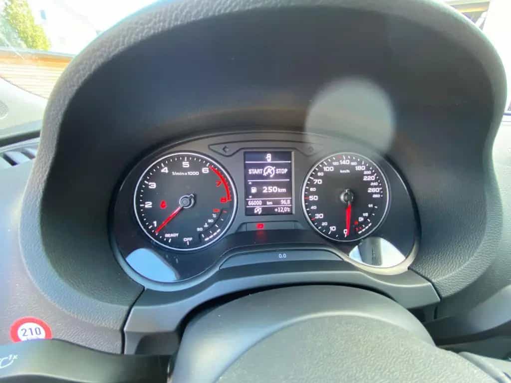 Audi A3 Sportback sport-AHK+NAVI+DAB+XENON PLUS 01/2019-photo-10