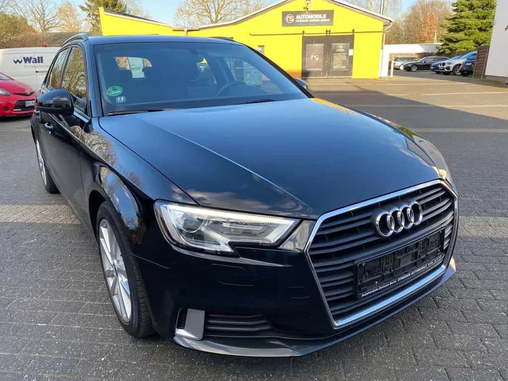 Audi A3 Sportback sport-AHK+NAVI+DAB+XENON PLUS 01/2019-photo-2