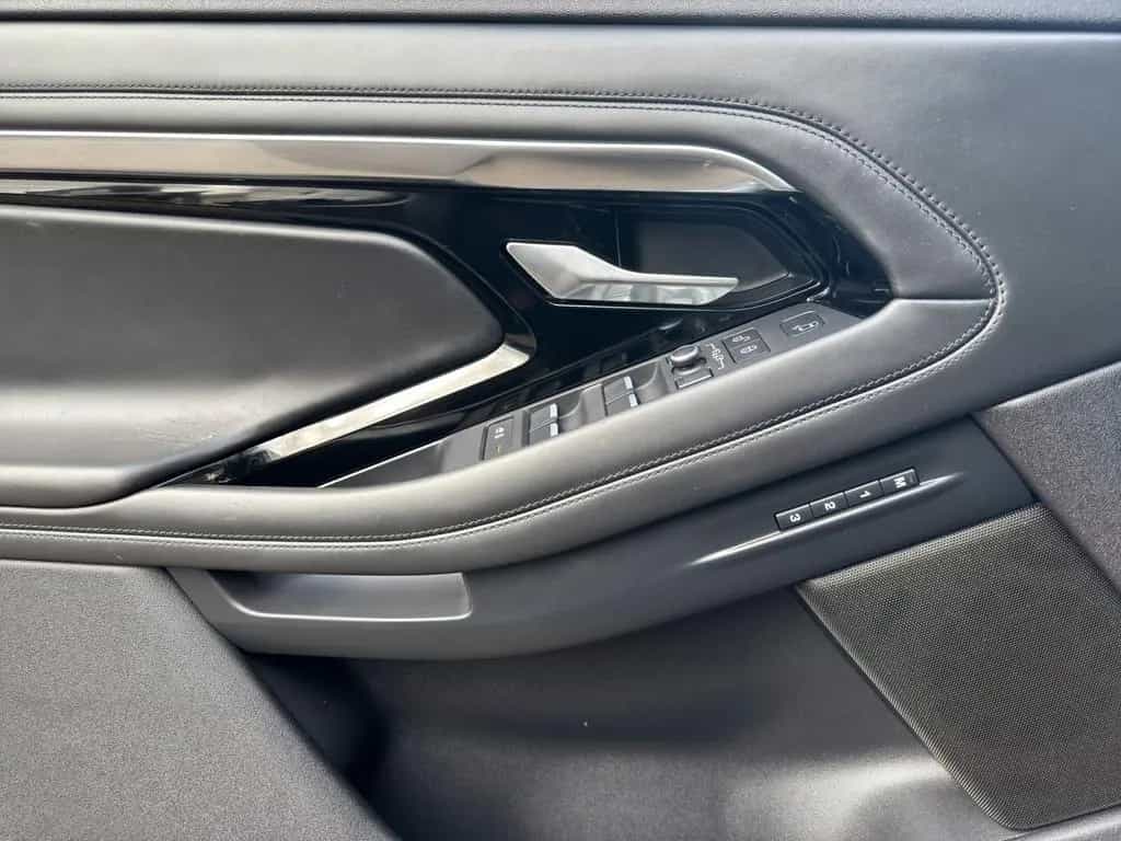 Land Rover Range Rover Rover Evoque R-DYNAM AWD PANO/360/ACC/KEYL 04/2019-photo-17