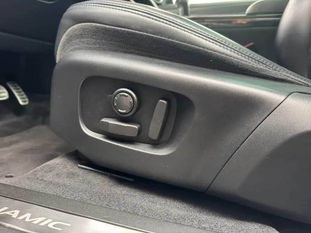Land Rover Range Rover Rover Evoque R-DYNAM AWD PANO/360/ACC/KEYL 04/2019-photo-18