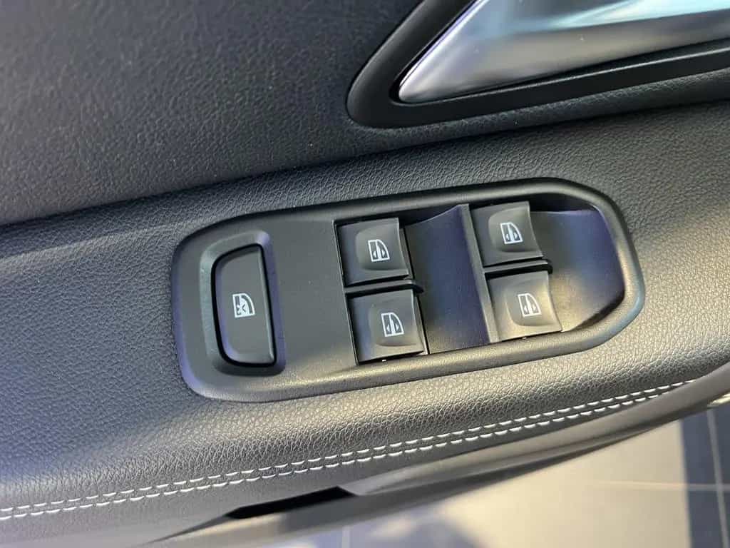 Dacia Duster Prestige TCe 150 EDC 2WD 07/2021-photo-17