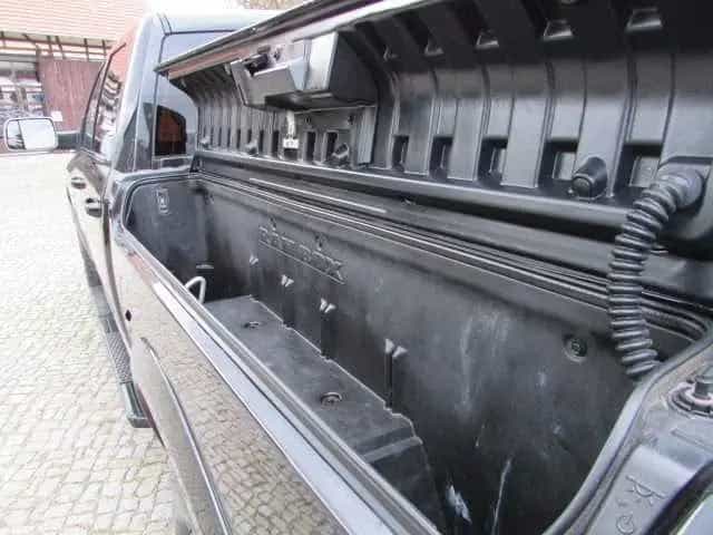 Dodge RAM 2500  Heavy Duty 6,4 Hemi Power Truck Limite 12/2018-photo-6