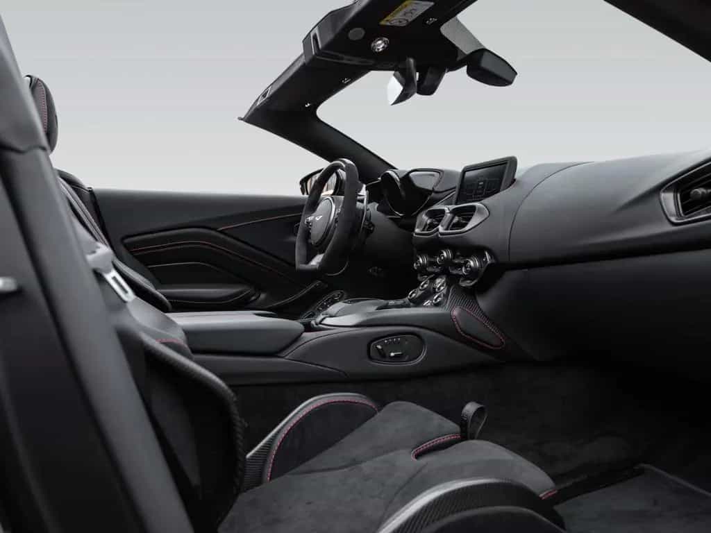 Aston Martin V12 Vantage Roadster | Carbon Exterior | Satin 03/2023-photo-17