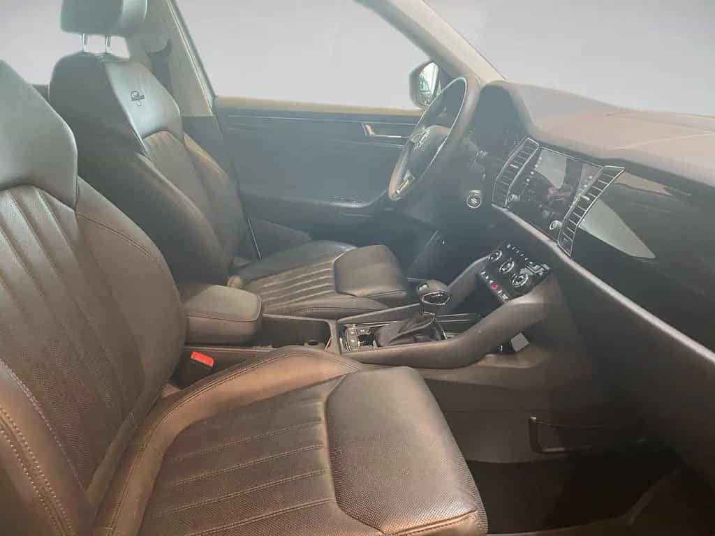 Skoda Kodiaq 2.0 TSI L&K 4x4 Stand.hz. Pano. RFK LED 01/2020-photo-9