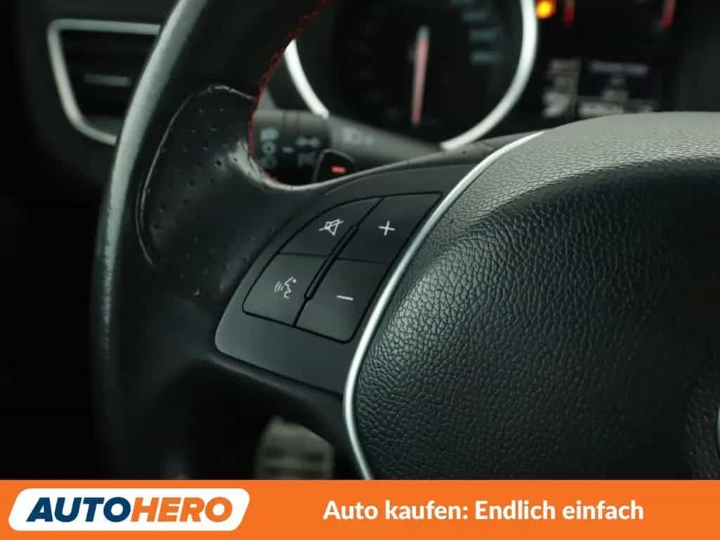 Alfa Romeo Giulietta 1.8 Turbo Veloce Aut*NAVI*PDC*SHZ* 04/2017-photo-24