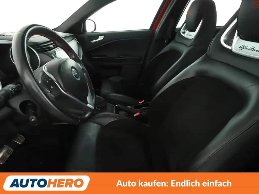 Alfa Romeo Giulietta 1.8 Turbo Veloce Aut*NAVI*PDC*SHZ* 04/2017-photo-9