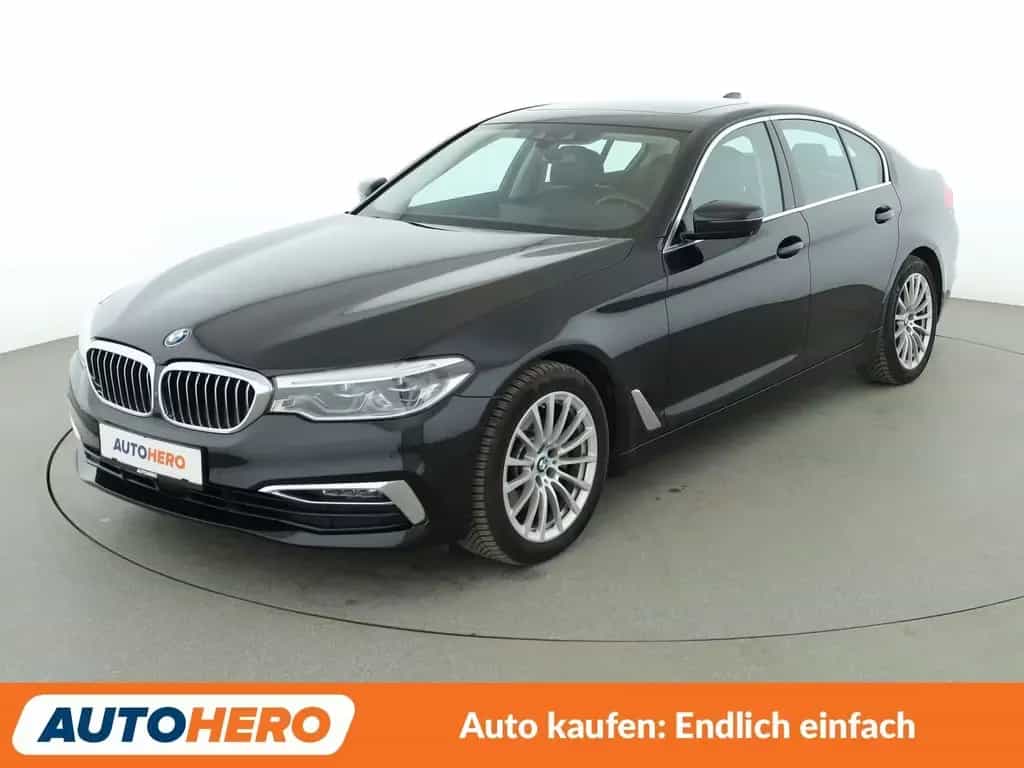 BMW 5 Series 520d Luxury Line Aut.*NAVI*LED*360CAM*ACC*ALU* 10/2019-photo-0