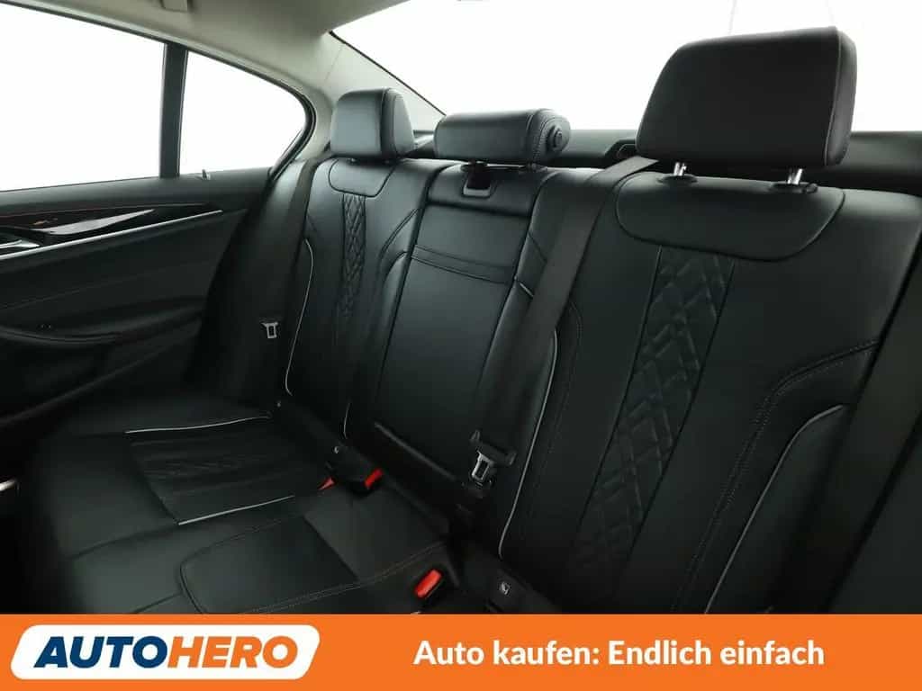 BMW 5 Series 520d Luxury Line Aut.*NAVI*LED*360CAM*ACC*ALU* 10/2019-photo-13