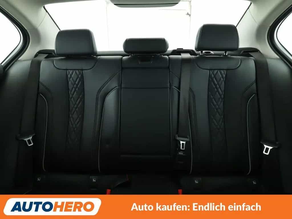 BMW 5 Series 520d Luxury Line Aut.*NAVI*LED*360CAM*ACC*ALU* 10/2019-photo-15