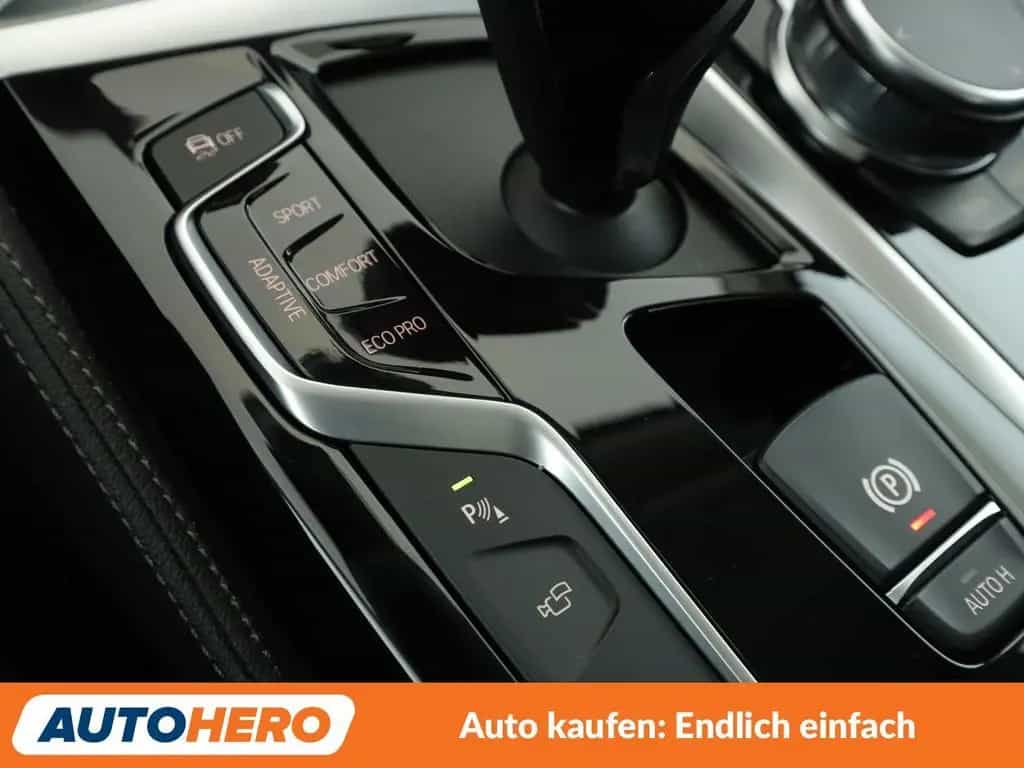 BMW 5 Series 520d Luxury Line Aut.*NAVI*LED*360CAM*ACC*ALU* 10/2019-photo-28