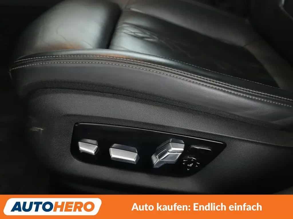 BMW 5 Series 520d Luxury Line Aut.*NAVI*LED*360CAM*ACC*ALU* 10/2019-photo-31