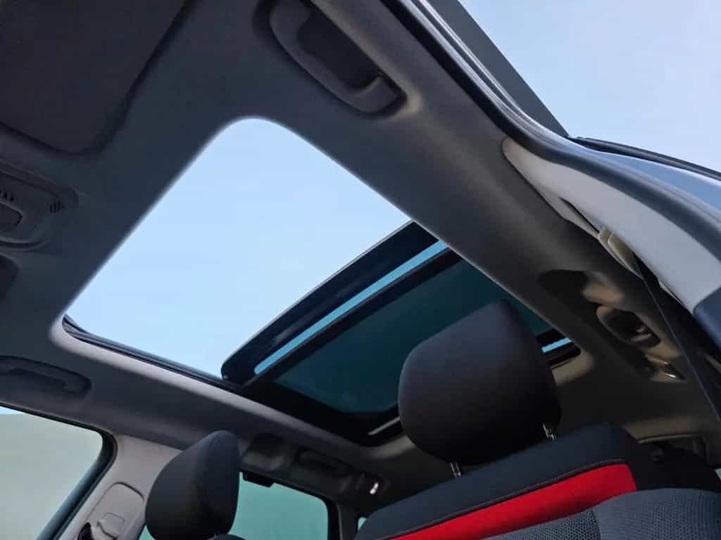 Citroën C3 Aircross 1,2 e-THP Automatik "Shine" 06/2019-photo-14