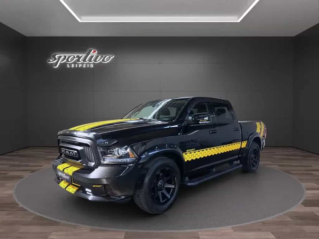 Dodge RAM 1500 SLT Crew Cab 5.7 V8 03/2019-photo-1