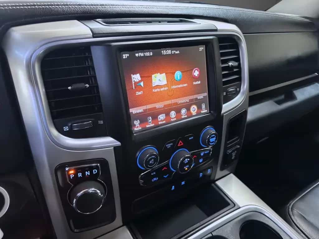 Dodge RAM 1500 SLT Crew Cab 5.7 V8 03/2019-photo-11
